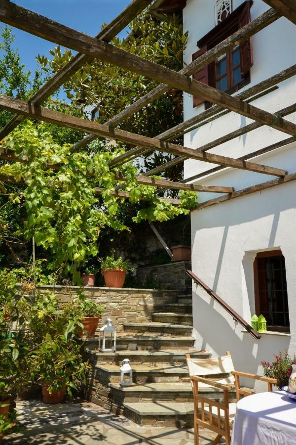 Traditional Mansion Calliopec-uvc Sterilized Holiday home Makrinitsa