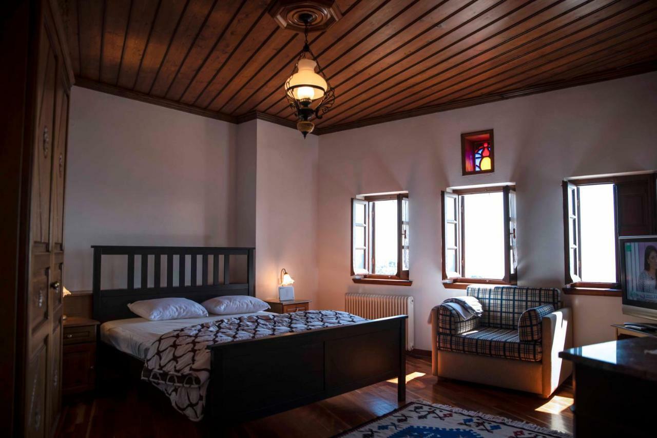 Traditional Mansion Calliopec-uvc Sterilized Makrinitsa