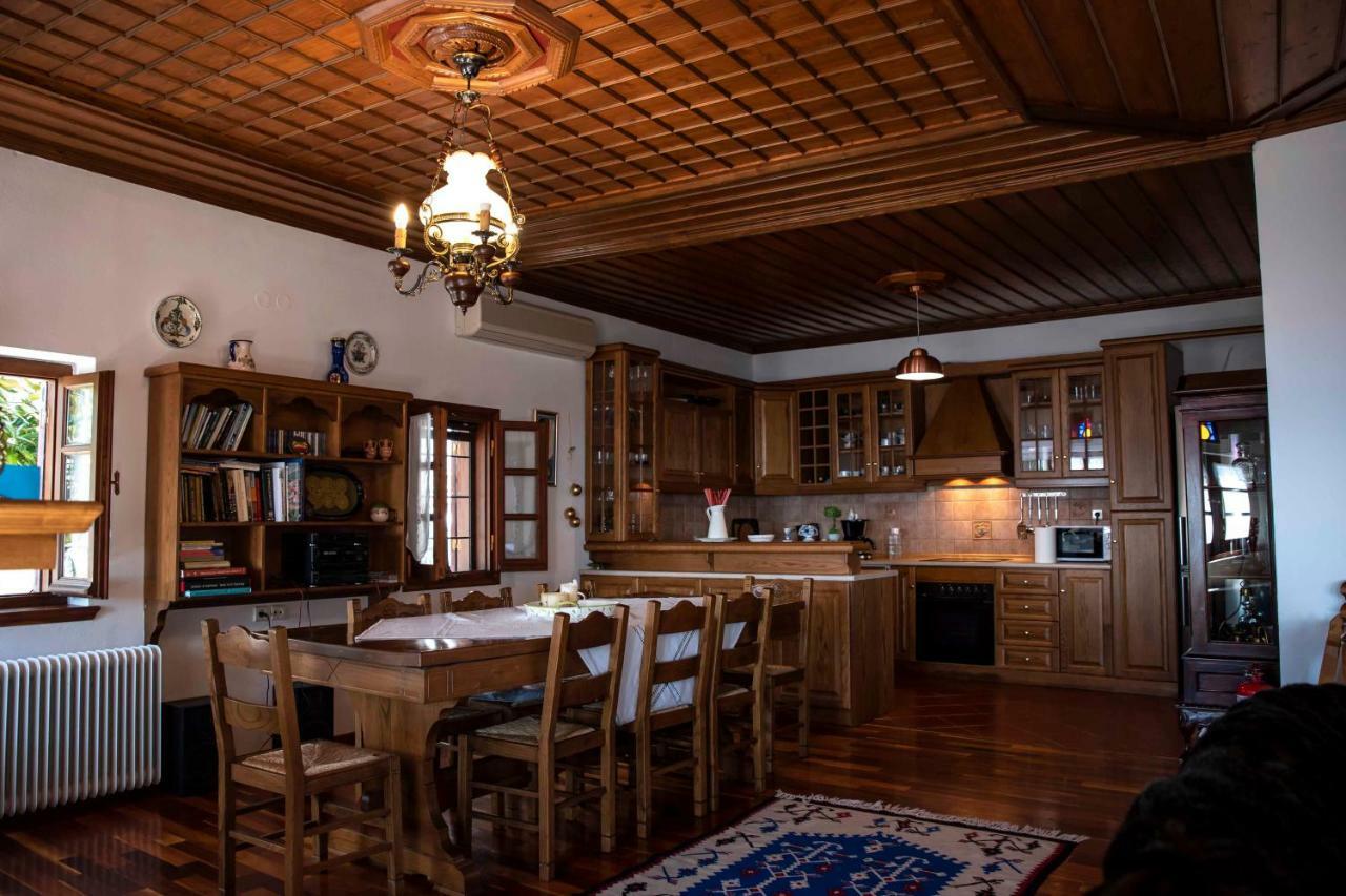 Traditional Mansion Calliopec-uvc Sterilized